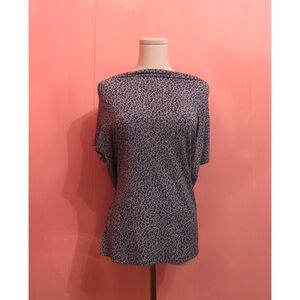 Suzy Shier Black and Gray Patterned Blouse